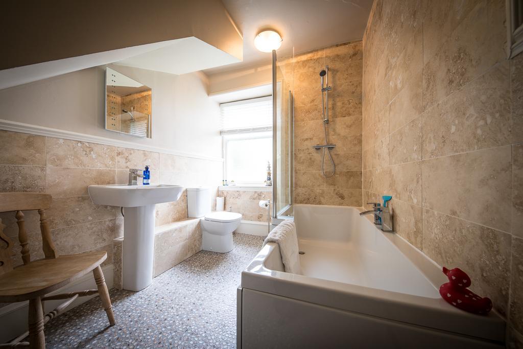 The Apartment Portree Bagian luar foto