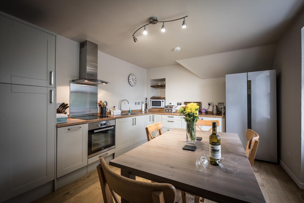 The Apartment Portree Bagian luar foto
